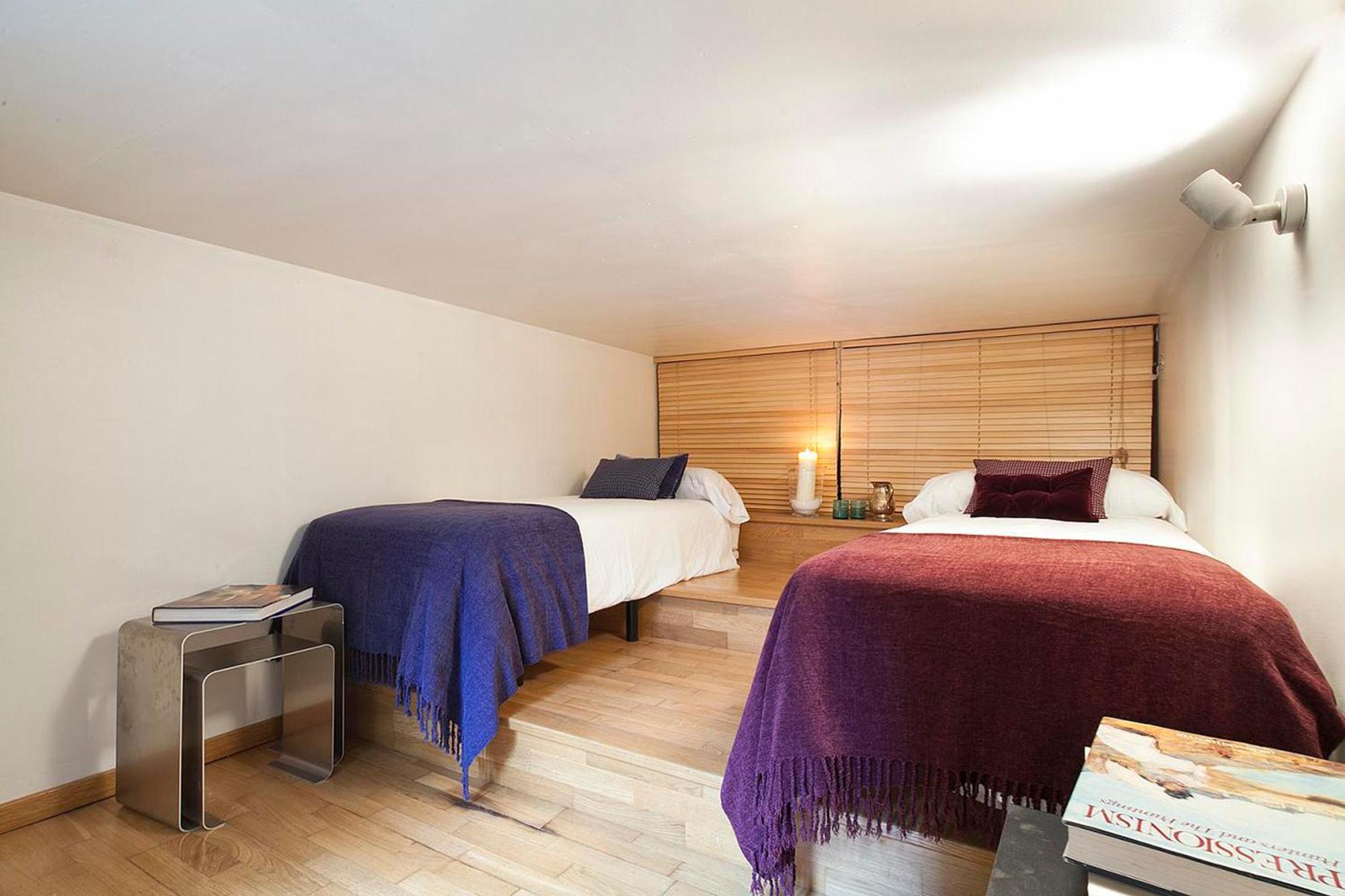 Appartamento My Space Emirates - Charming Duplex In Ideal For Families Or Friends Barcellona